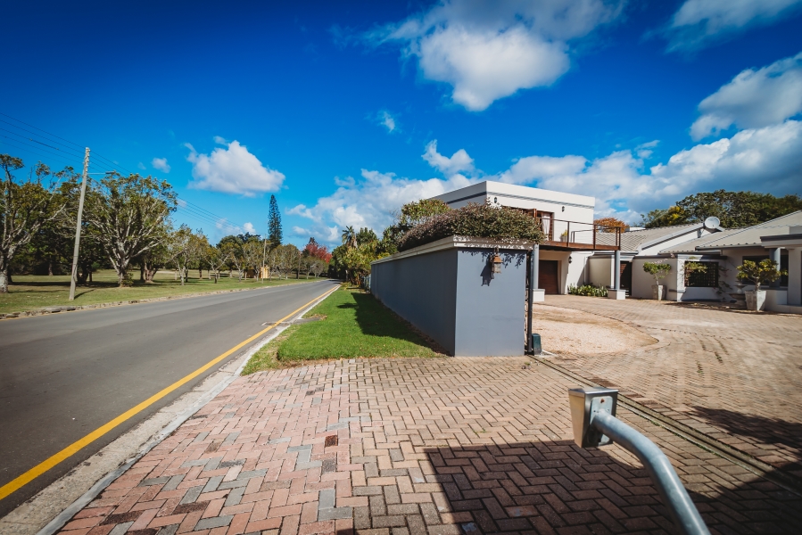 4 Bedroom Property for Sale in Heatherlands Western Cape